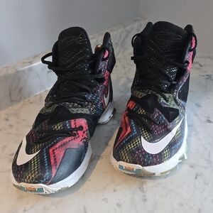 Nike Lebron James 13 BHM Sneakers